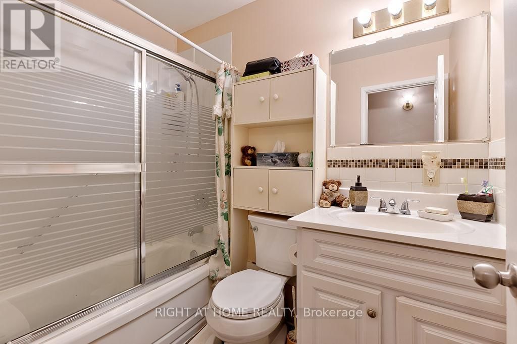 72 KELLY STREET Image 16