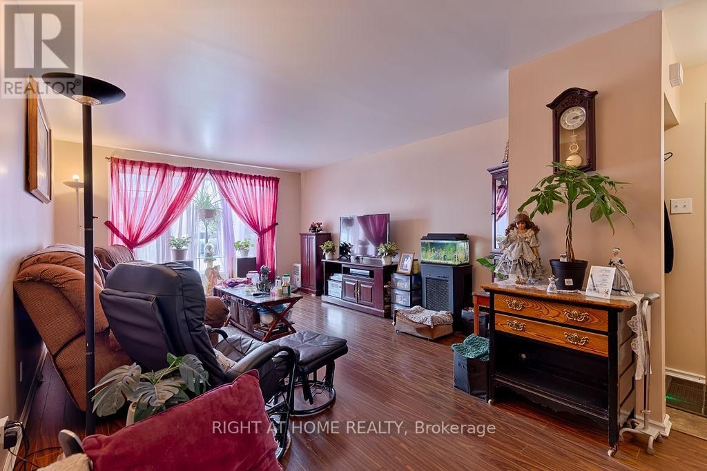 72 KELLY STREET Image 19