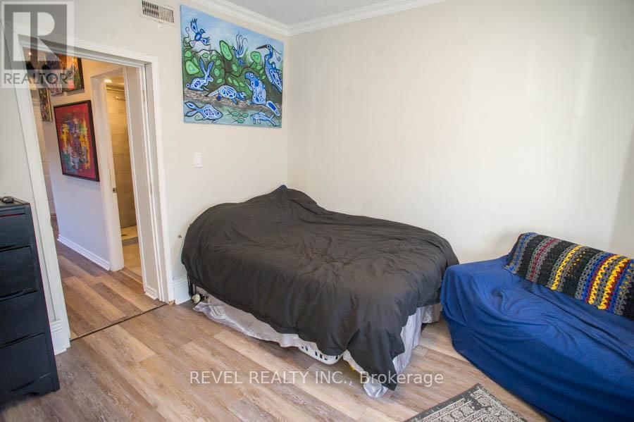 282 DARLING STREET Image 16