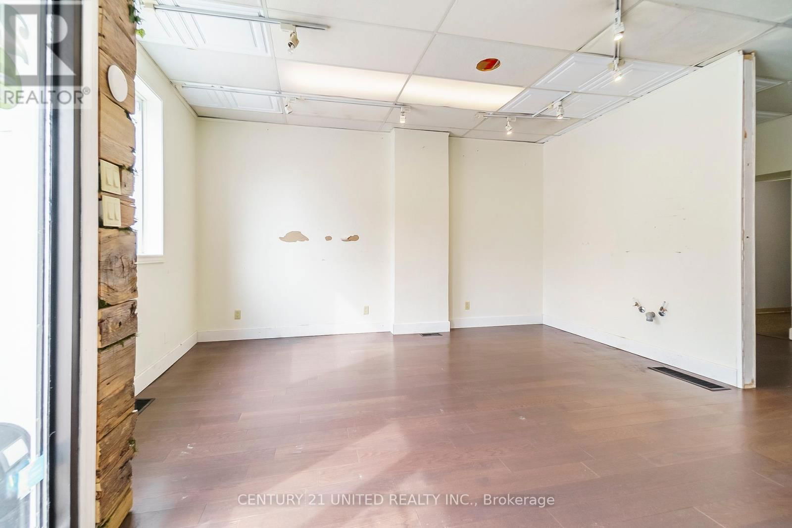 25 QUEEN STREET Image 11