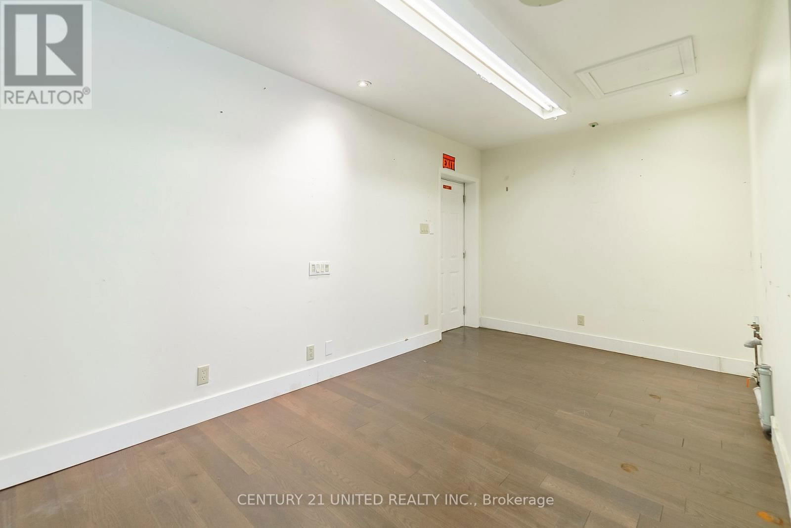 25 QUEEN STREET Image 15