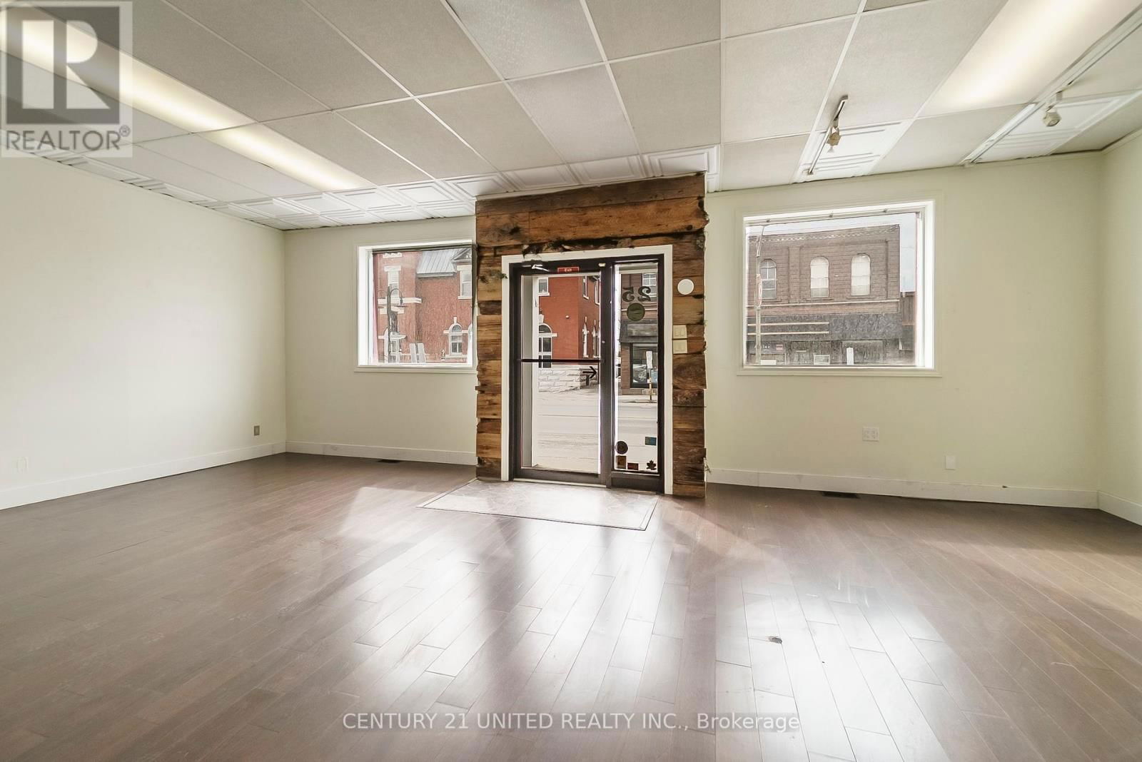 25 QUEEN STREET Image 5