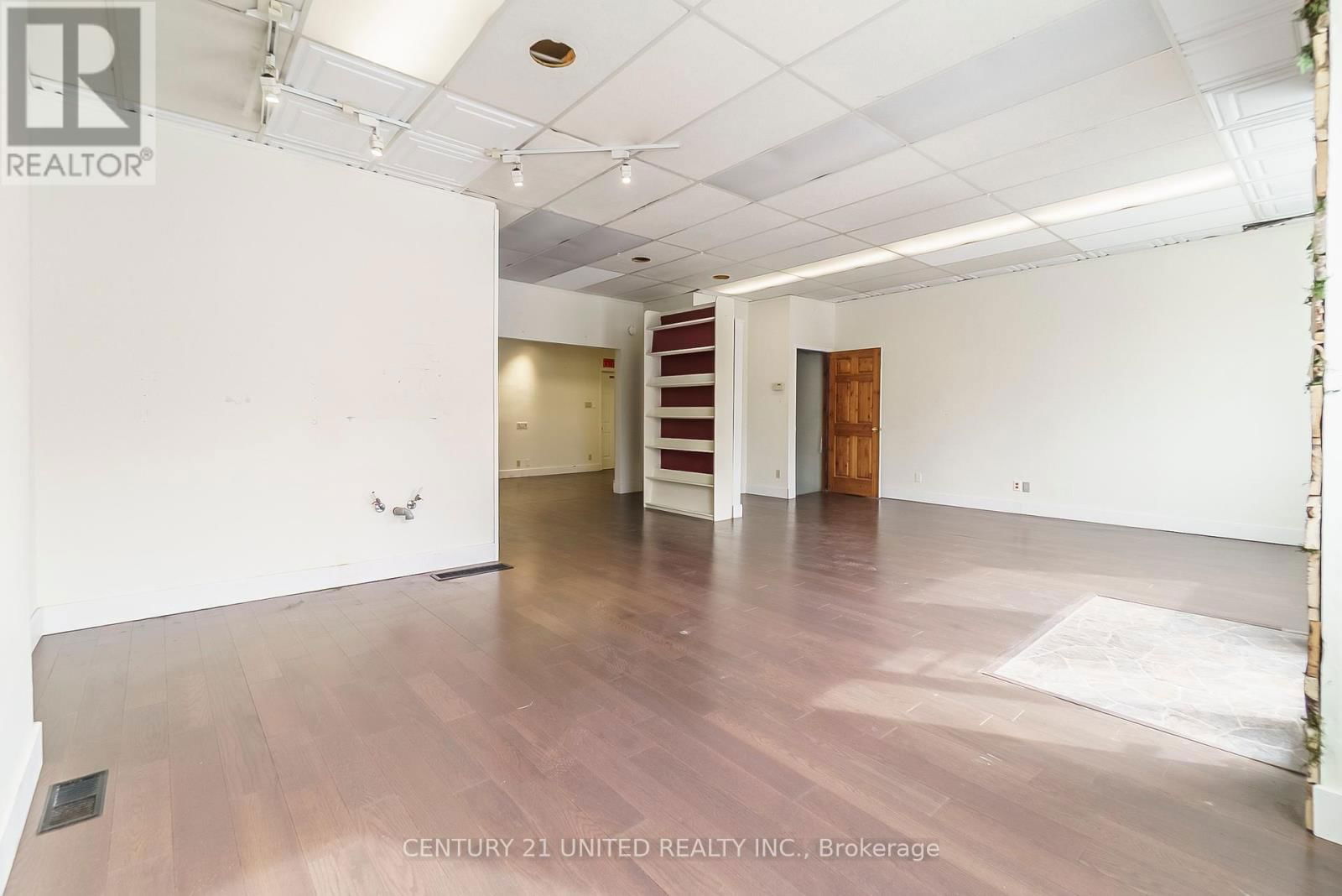 25 QUEEN STREET Image 6