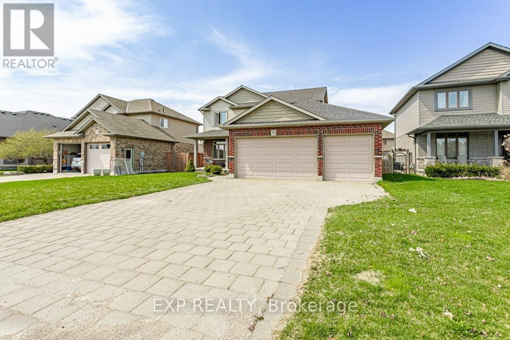 8 OLIVER CRESCENT Image 3