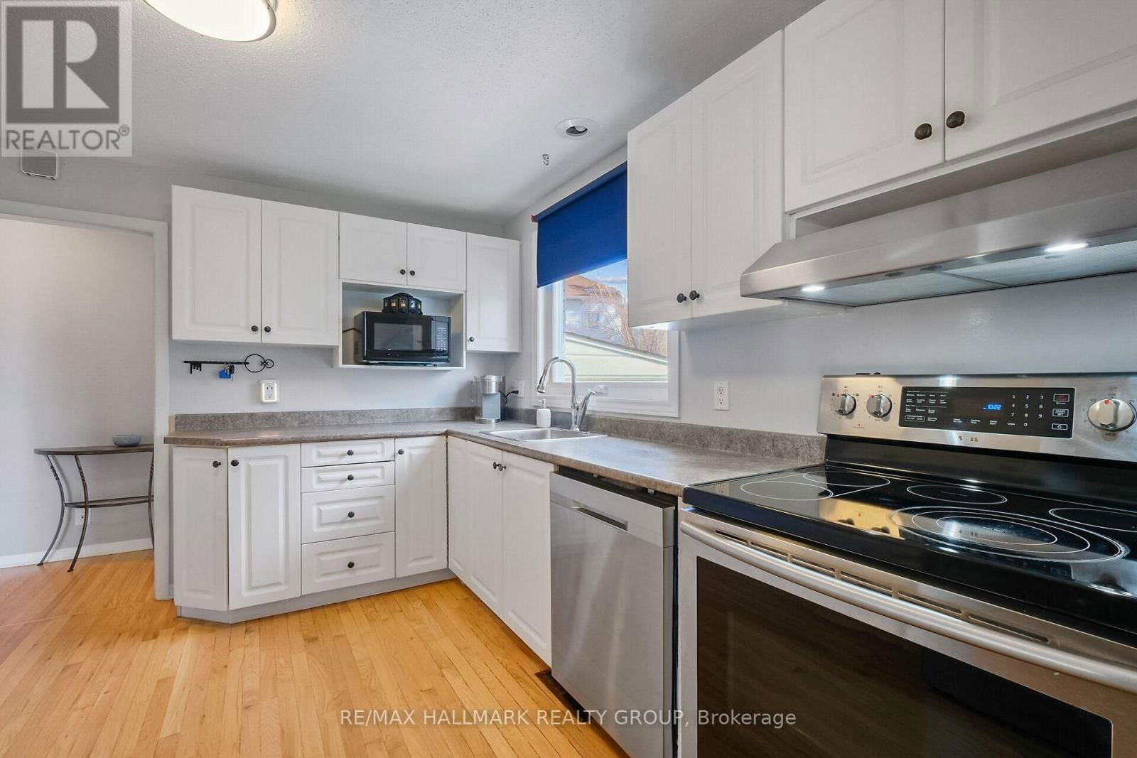 1811 APPLEGROVE COURT Image 11