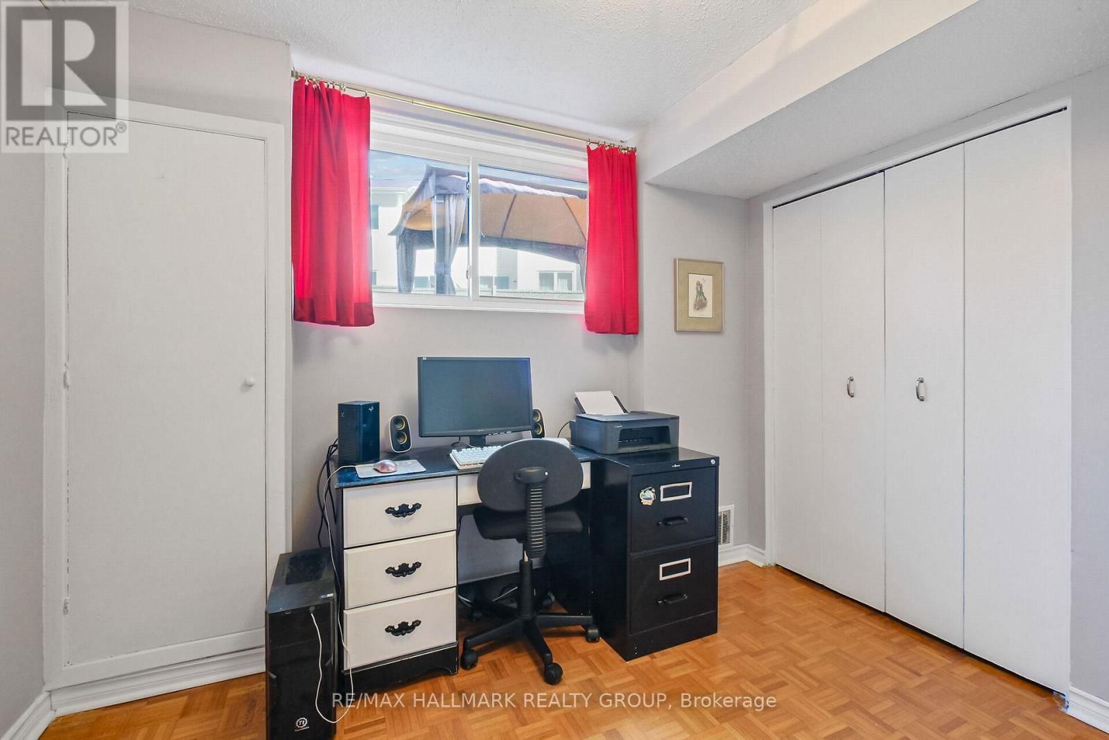 1811 APPLEGROVE COURT Image 19