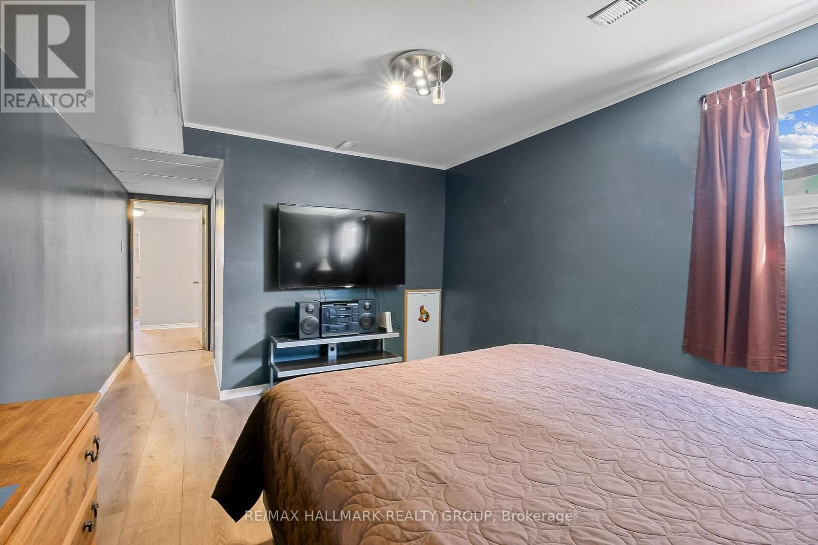 1811 APPLEGROVE COURT Image 21
