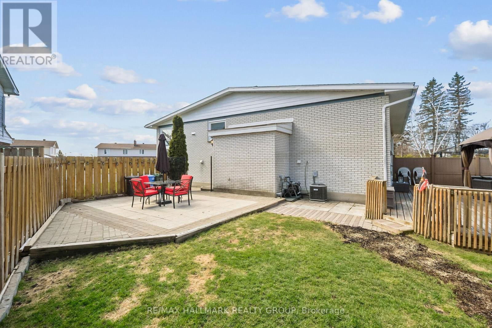 1811 APPLEGROVE COURT Image 24