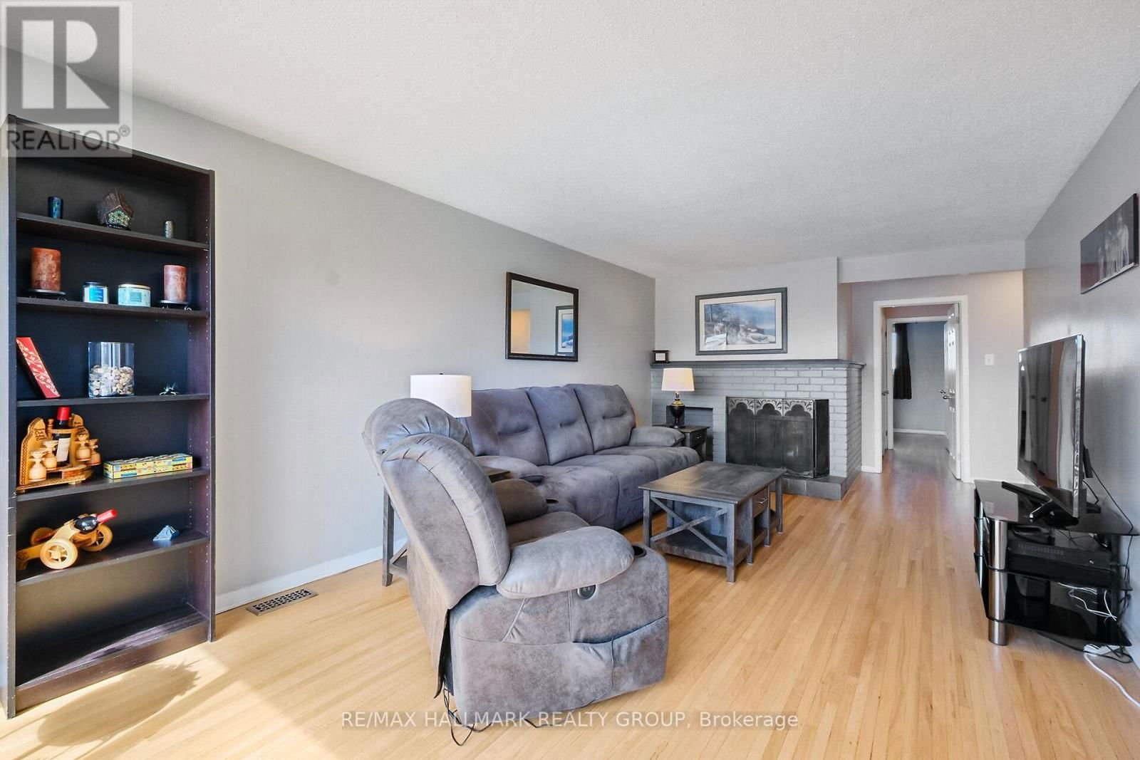 1811 APPLEGROVE COURT Image 3