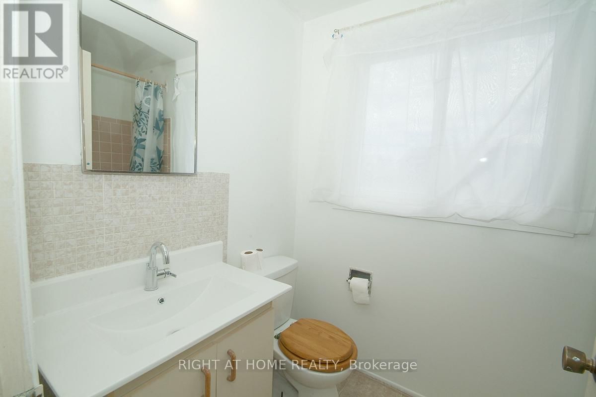 L - 1466 HEATHERINGTON ROAD Image 9