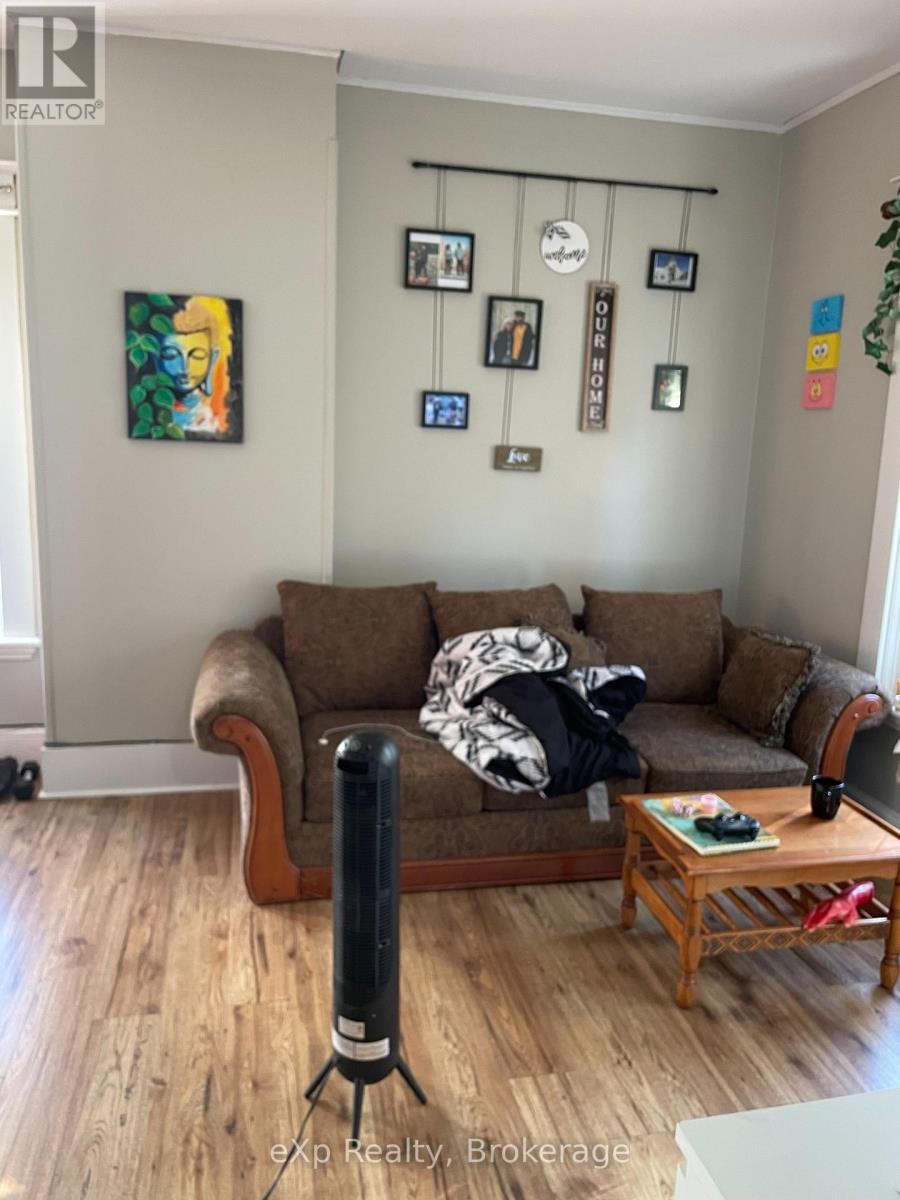 126 CHATHAM STREET Image 10