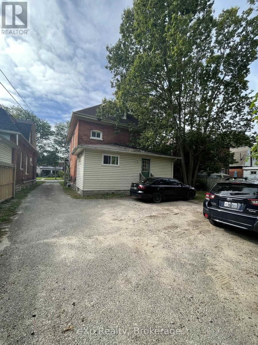 126 CHATHAM STREET Image 4