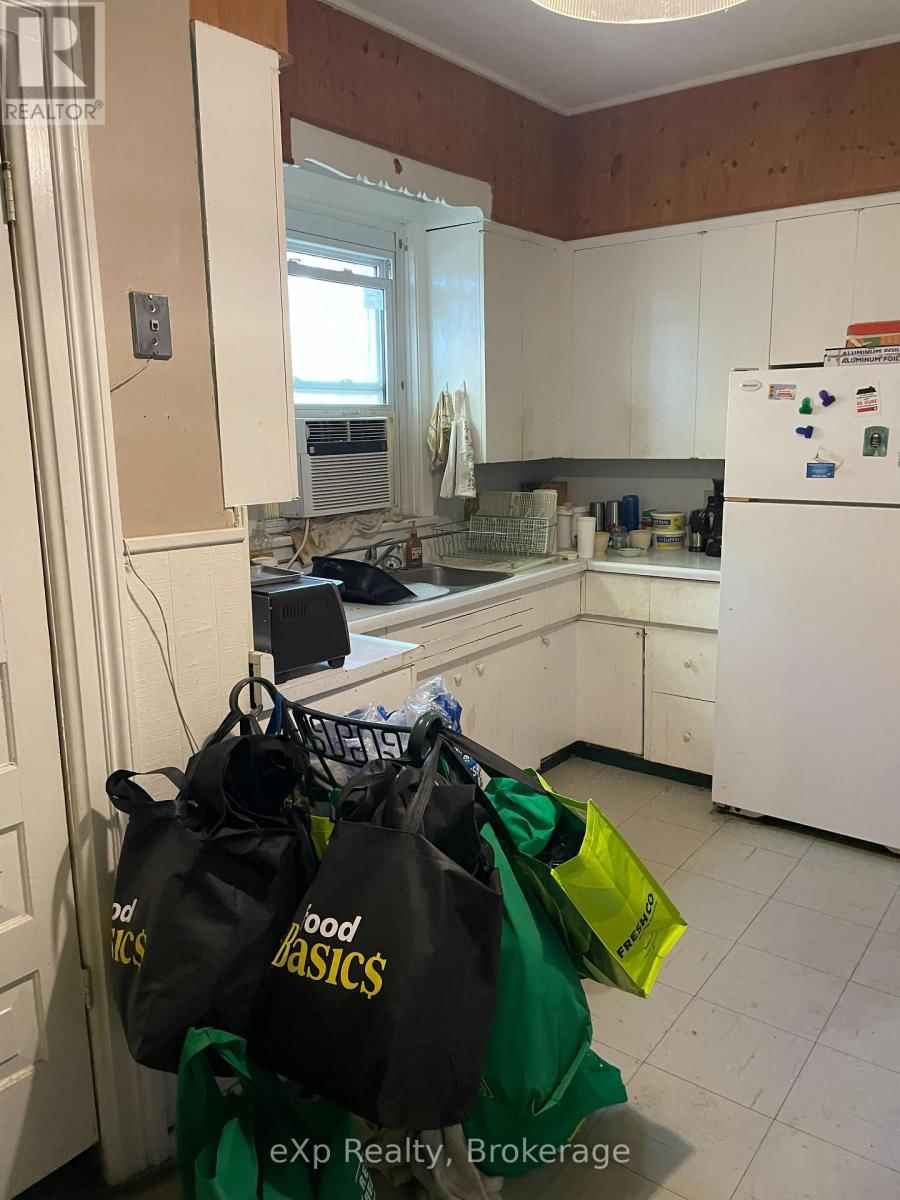 126 CHATHAM STREET Image 7