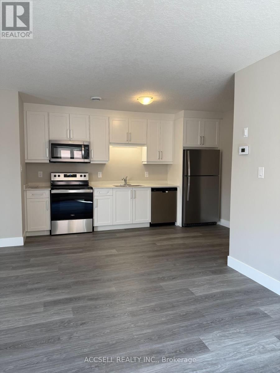 25 ALEXANDRIA AVENUE Image 5