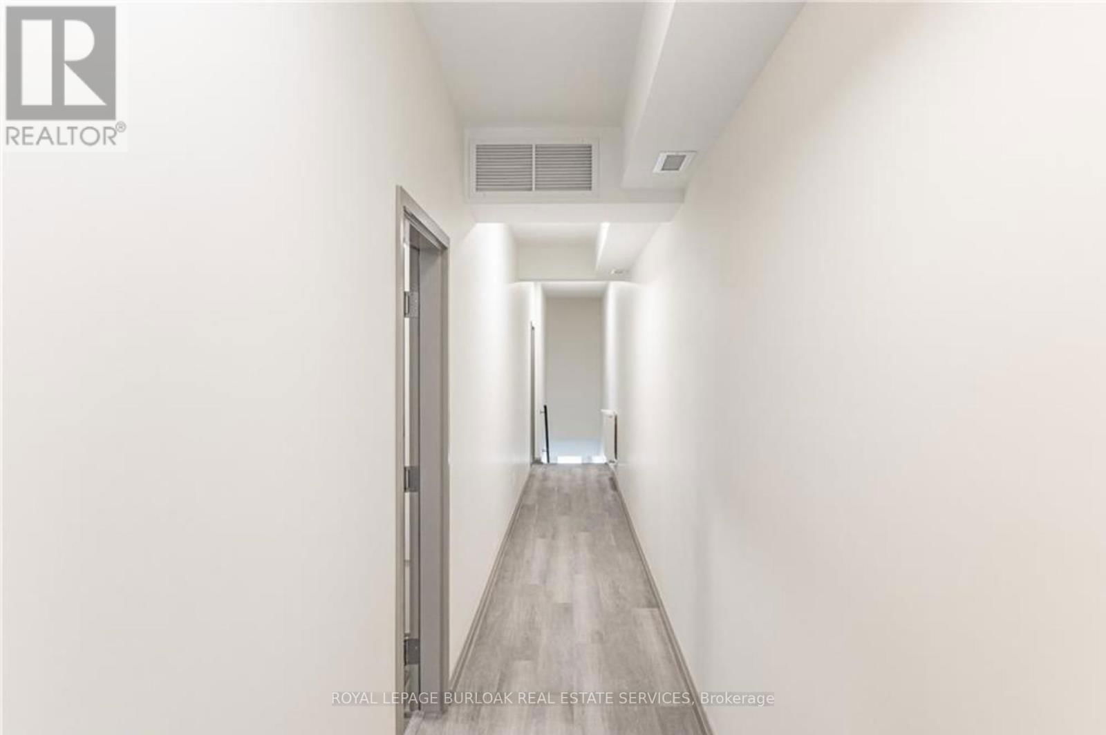 2C - 36 GRANT AVENUE Image 14