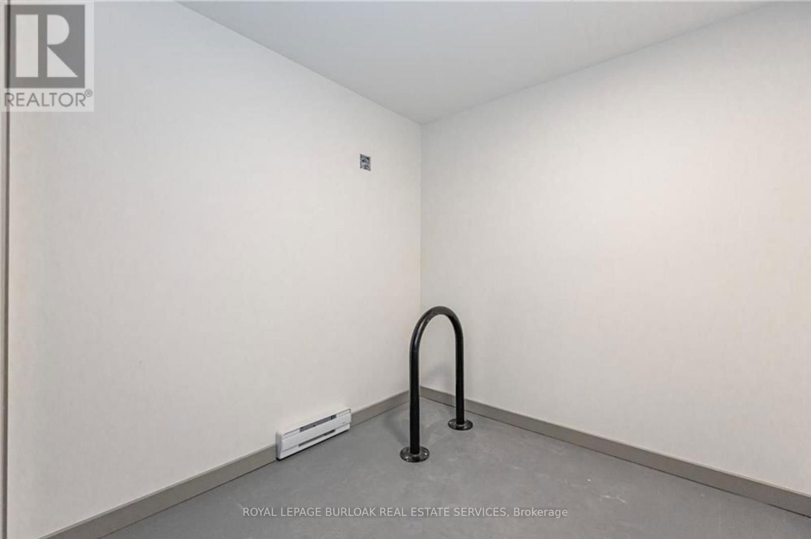 2C - 36 GRANT AVENUE Image 16