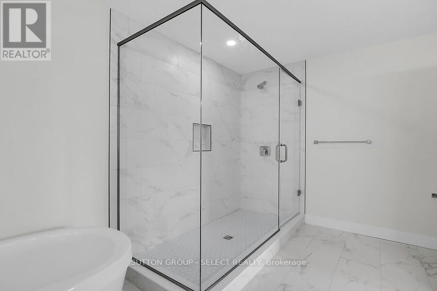 17 - 7966 FALLON DRIVE Image 13