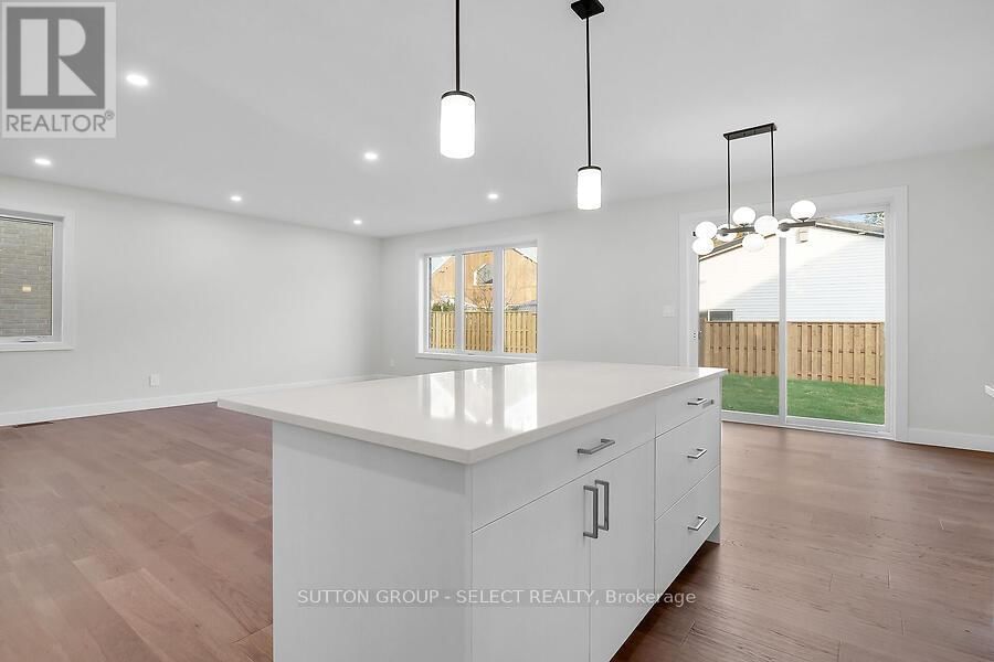 17 - 7966 FALLON DRIVE Image 8