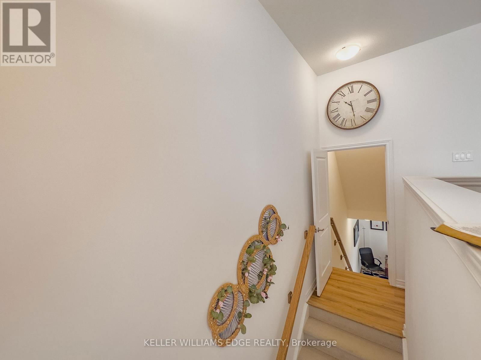 106 - 575 WOODWARD AVENUE Image 6
