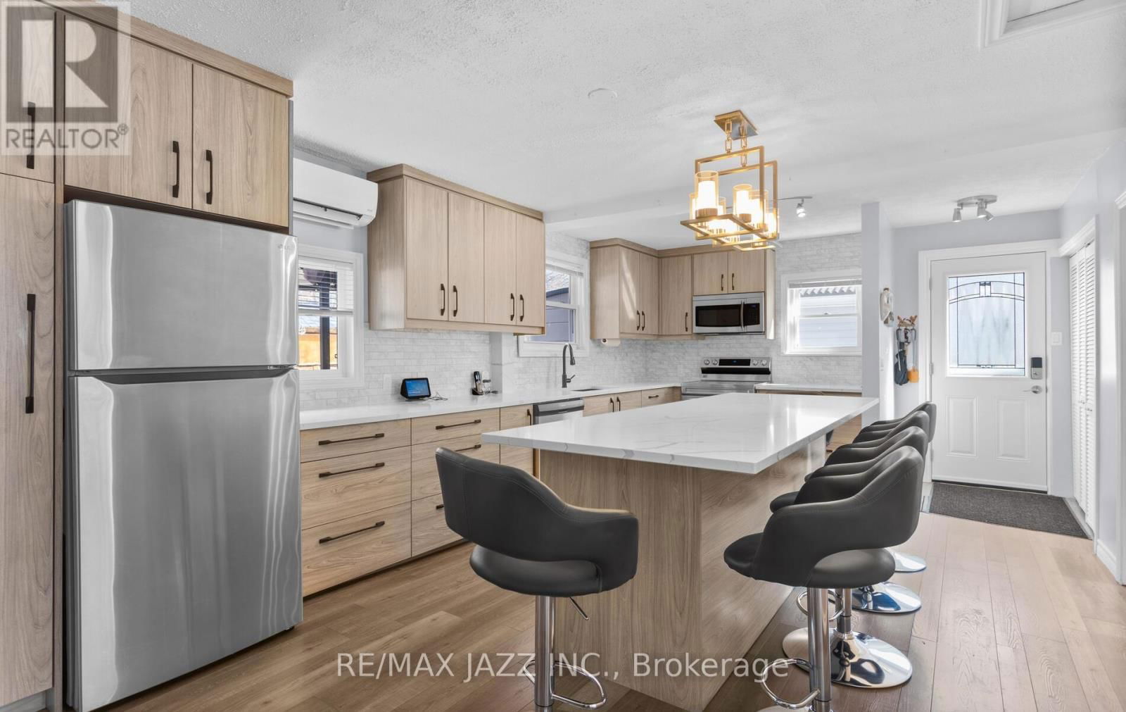 224 RIVER ROAD Image 10