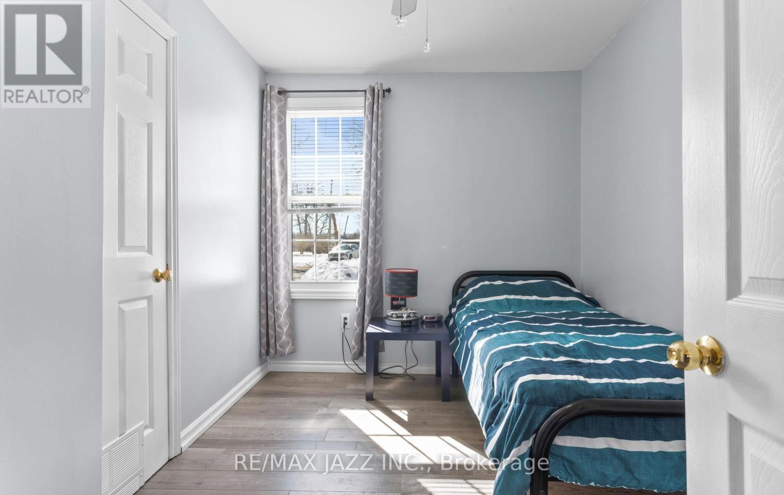 224 RIVER ROAD Image 16