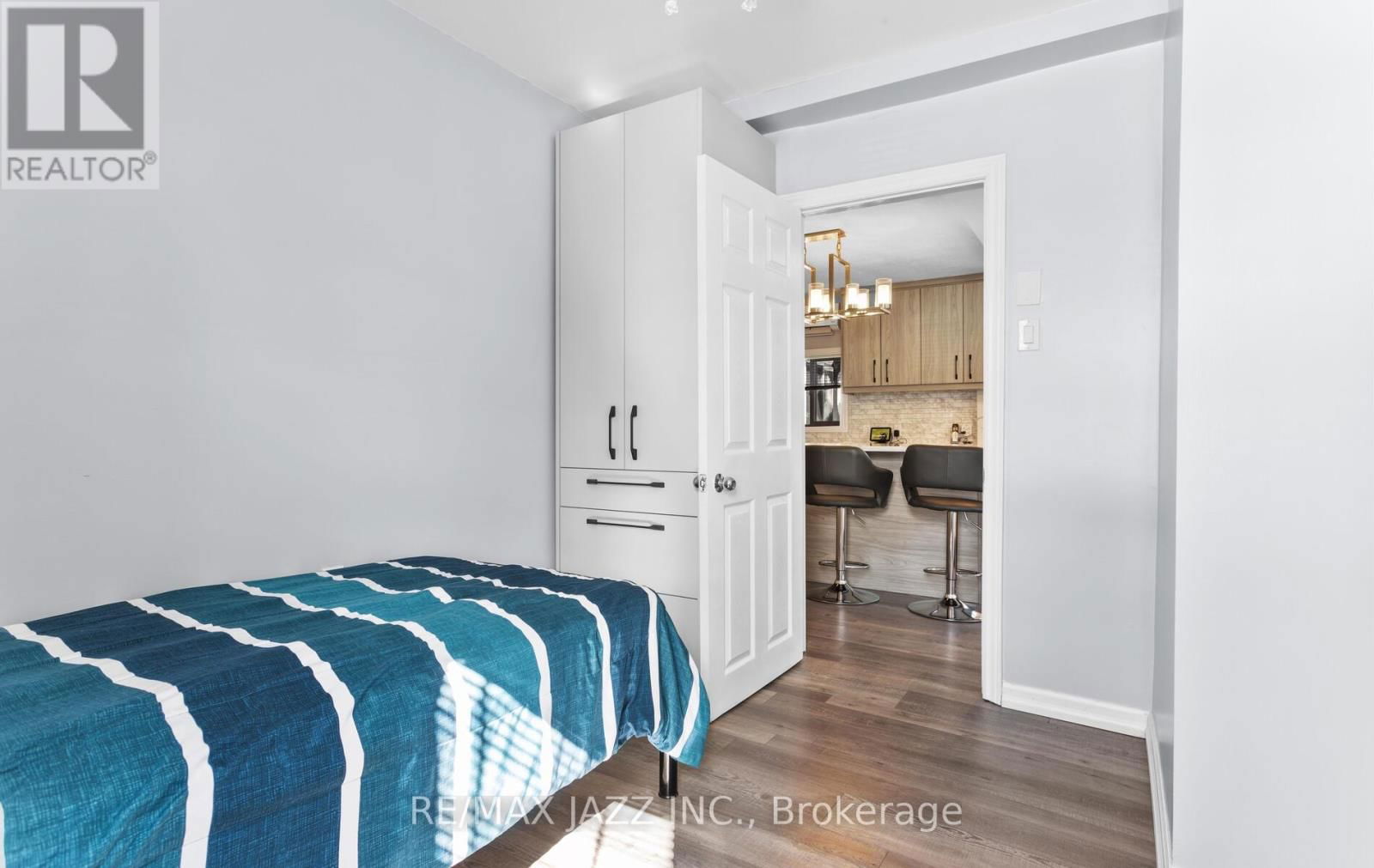 224 RIVER ROAD Image 17