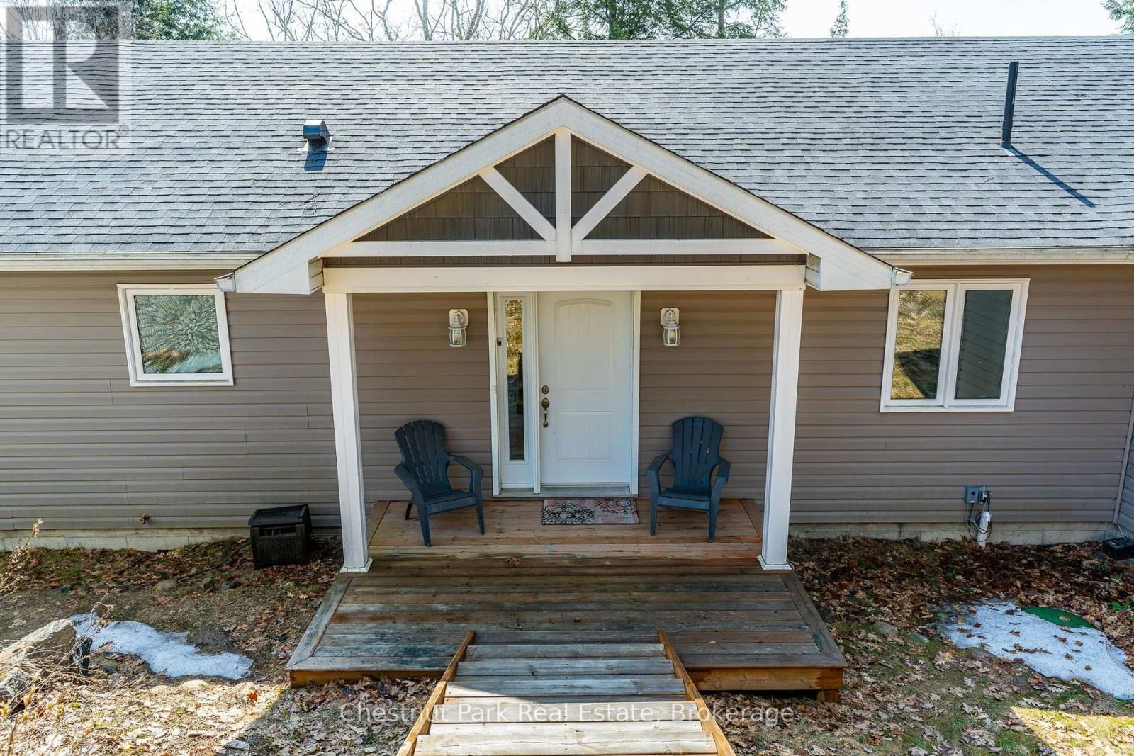5989 KENNISIS LAKE ROAD Image 6