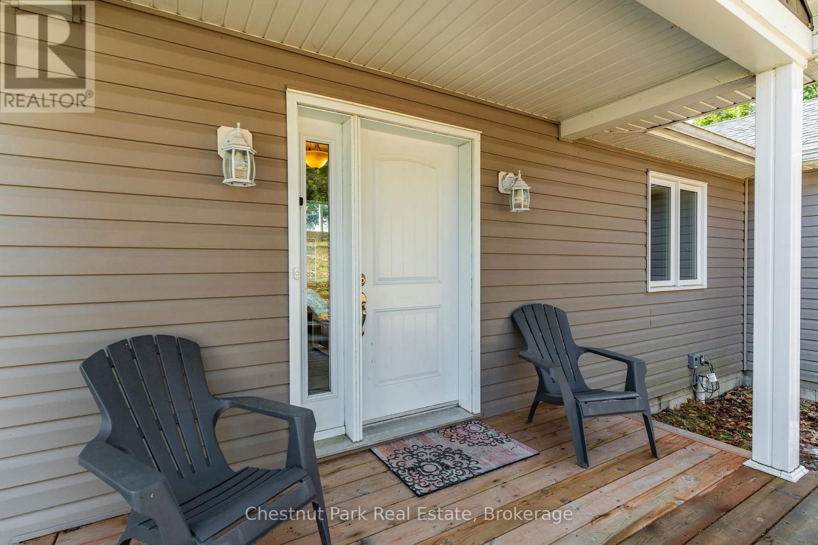 5989 KENNISIS LAKE ROAD Image 7