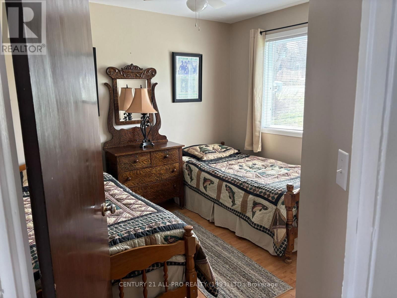 1267 SOUTH SHORE ROAD Image 11