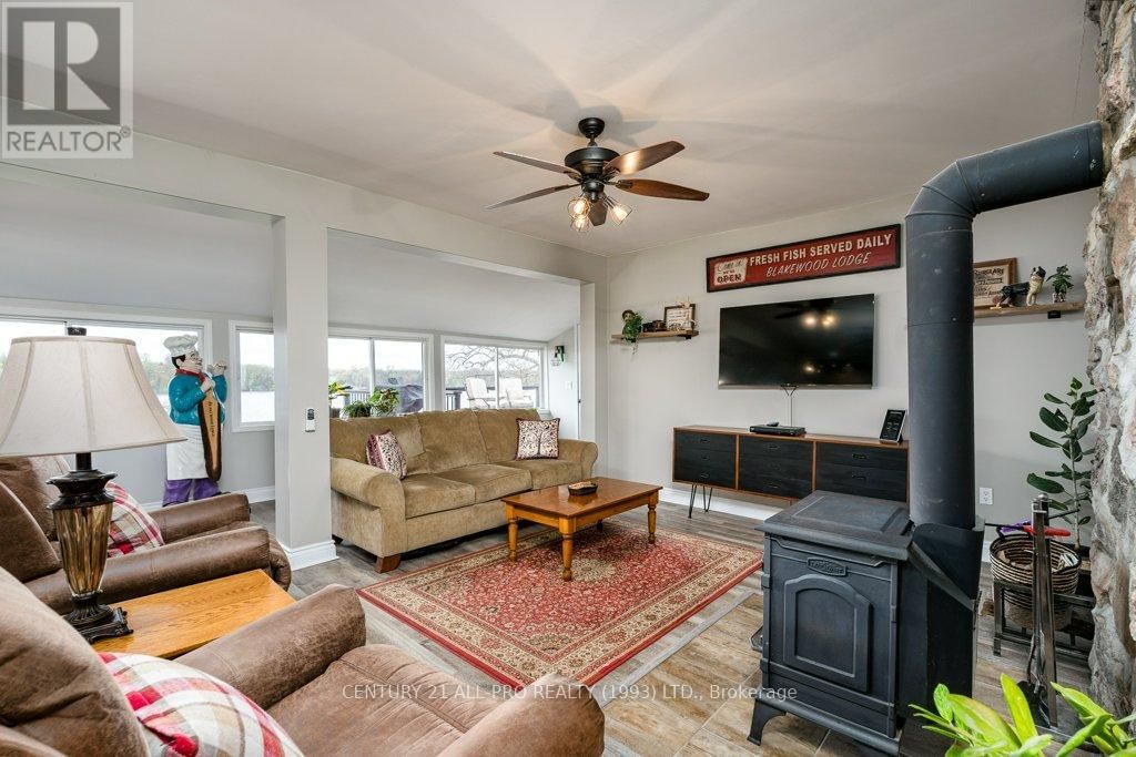 1267 SOUTH SHORE ROAD Image 27