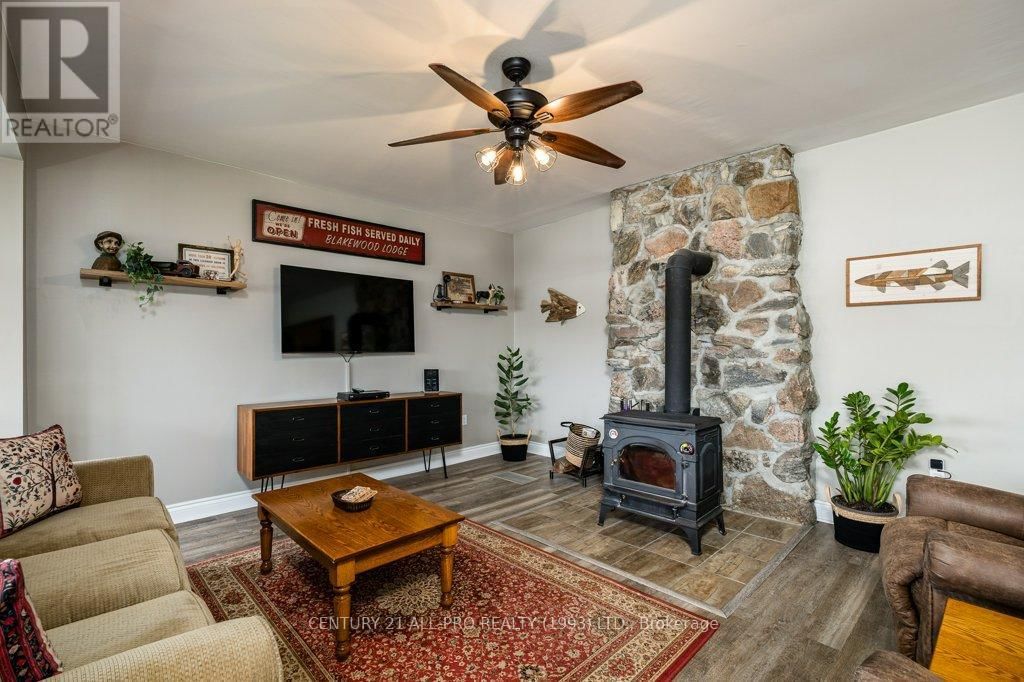 1267 SOUTH SHORE ROAD Image 28