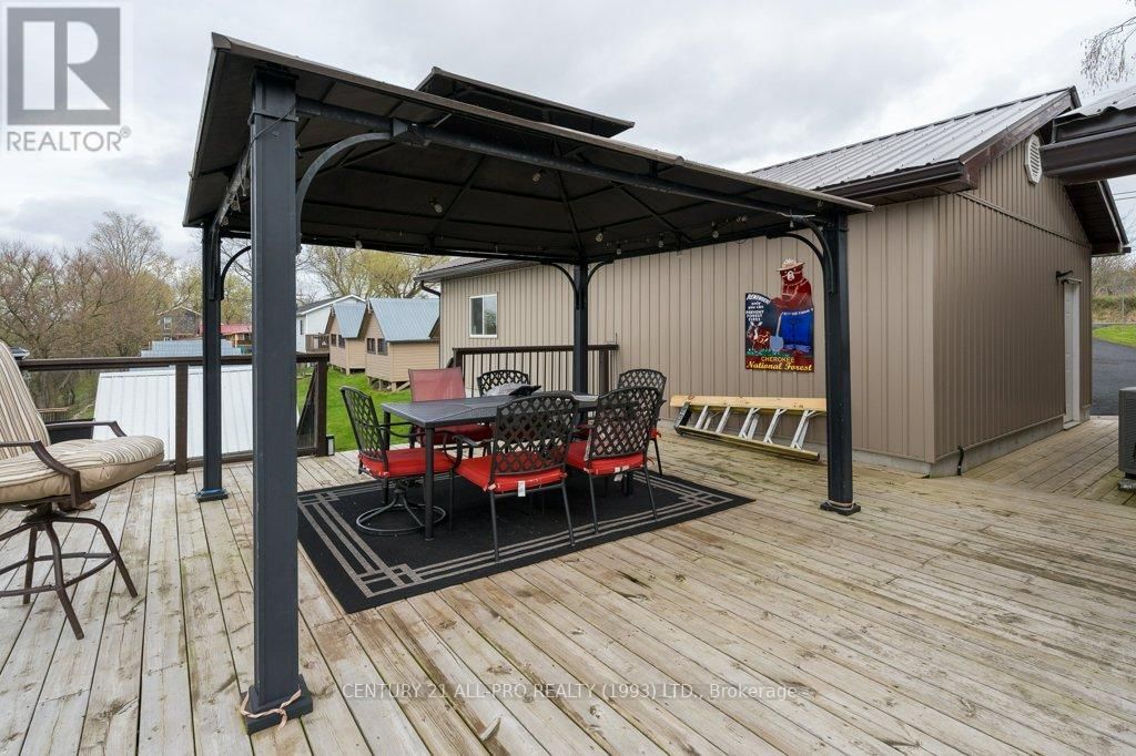 1267 SOUTH SHORE ROAD Image 44