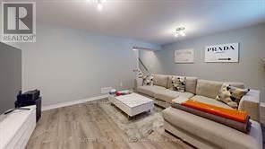 137 - 1061 EAGLETRACE DRIVE Image 24