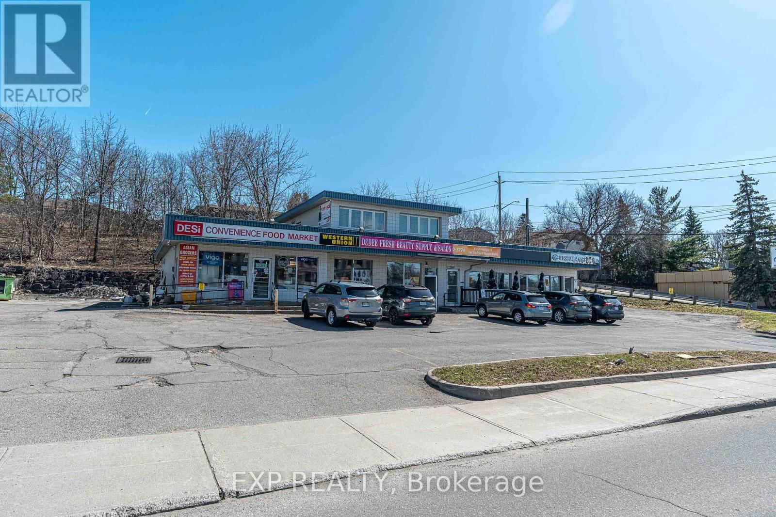 2564 - 2580 ST JOSEPH BOULEVARD Image 1