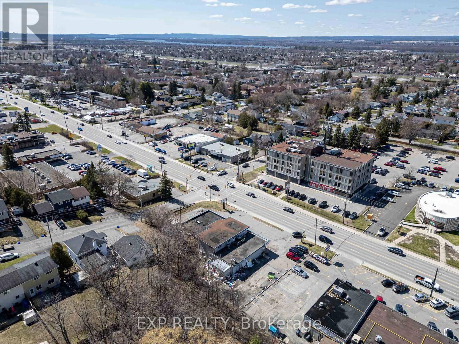 2564 - 2580 ST JOSEPH BOULEVARD Image 19