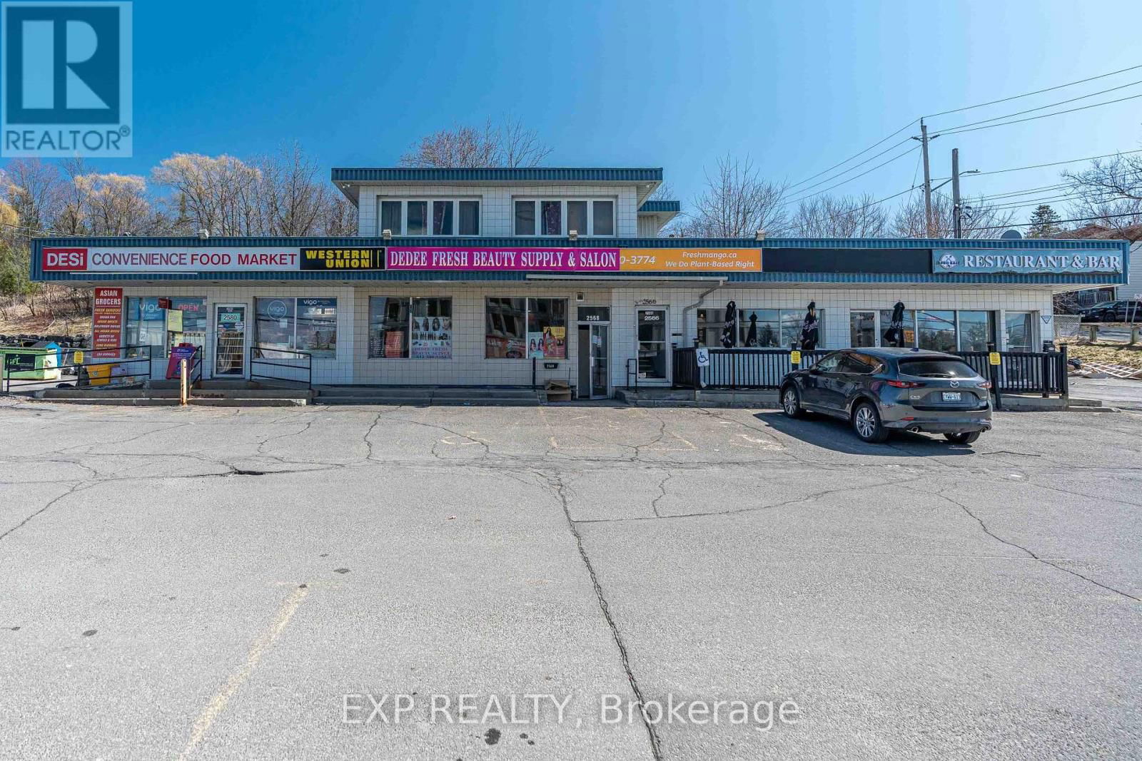 2564 - 2580 ST JOSEPH BOULEVARD Image 2