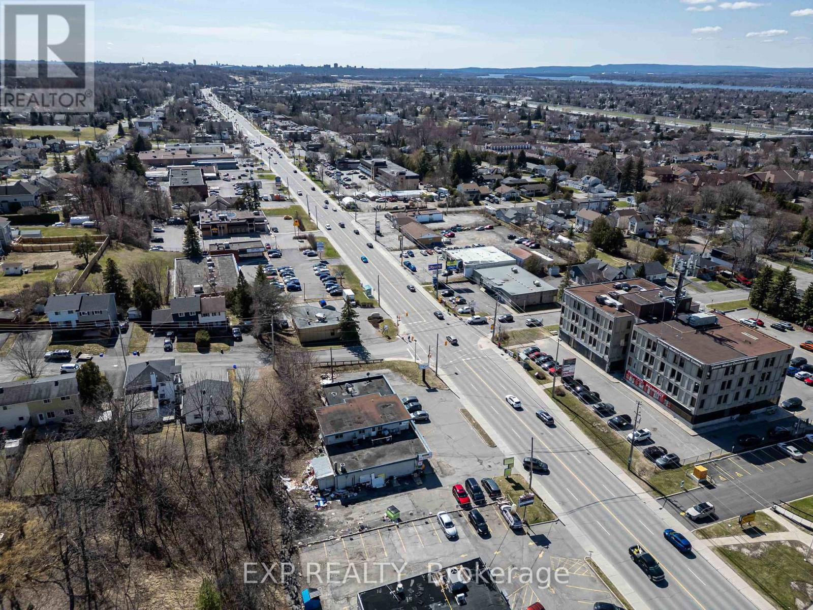 2564 - 2580 ST JOSEPH BOULEVARD Image 20