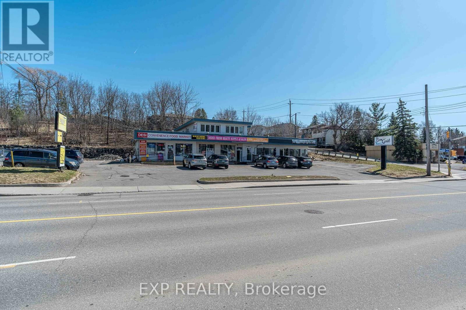 2564 - 2580 ST JOSEPH BOULEVARD Image 27