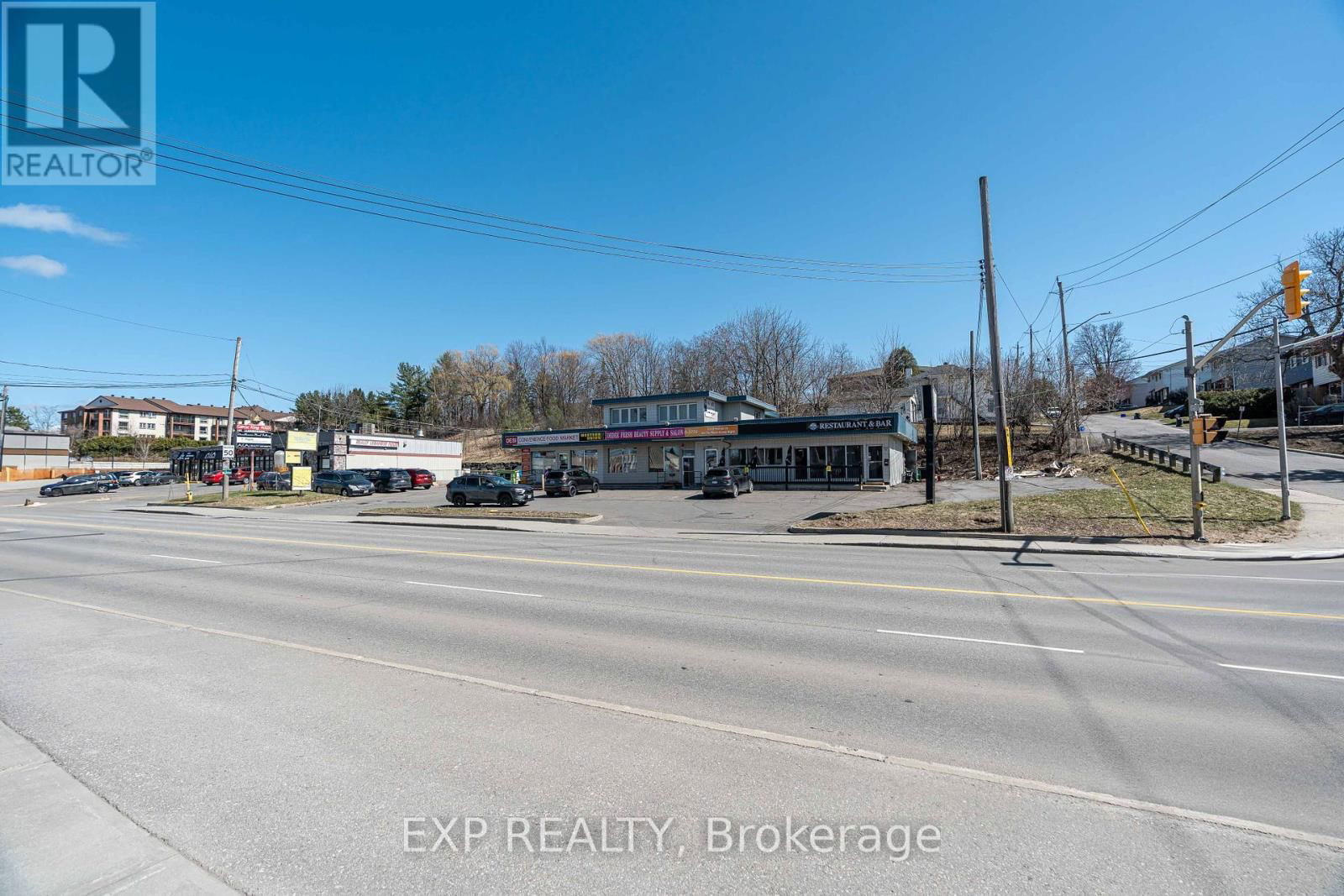 2564 - 2580 ST JOSEPH BOULEVARD Image 31