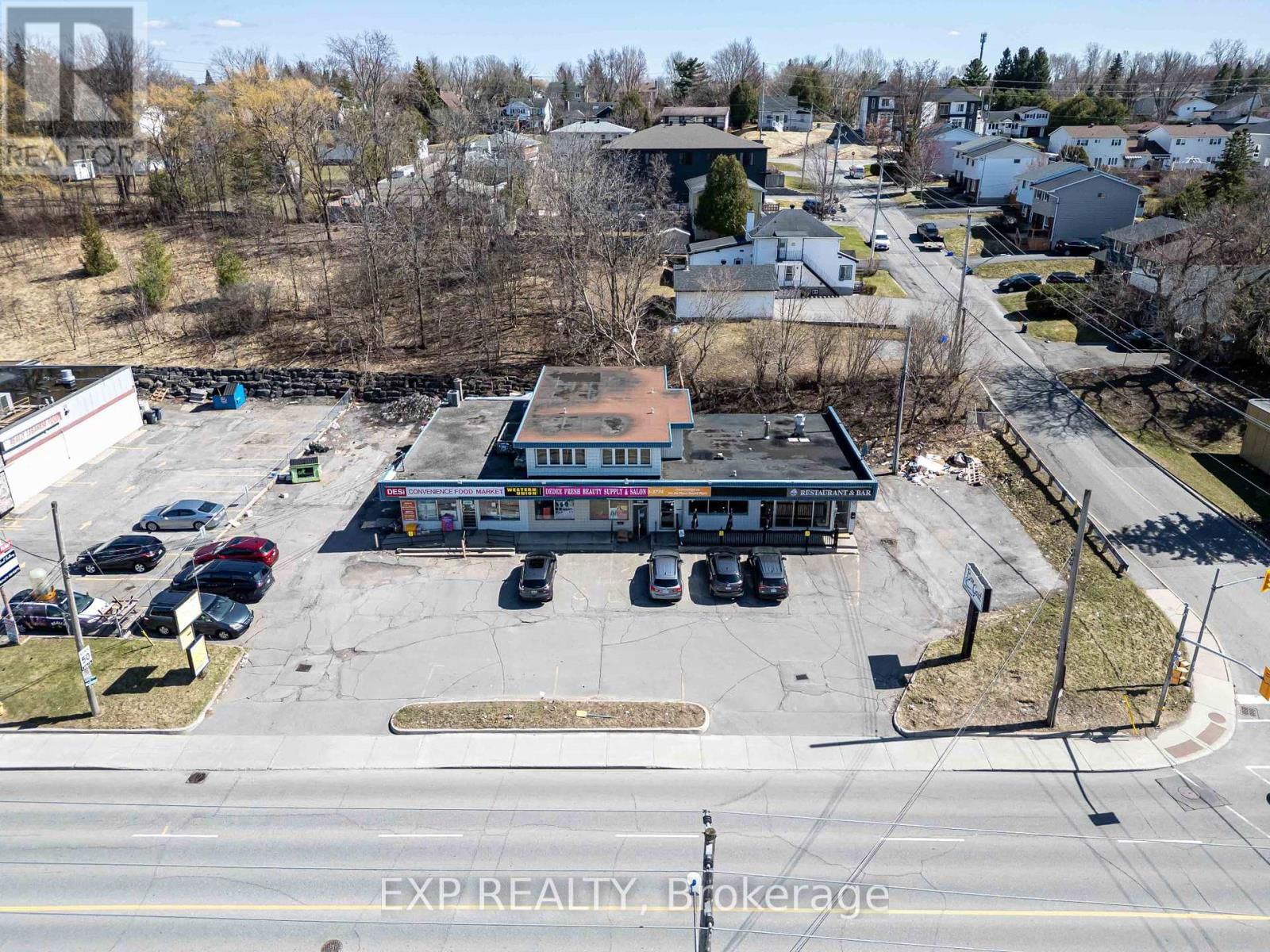 2564 - 2580 ST JOSEPH BOULEVARD Image 40