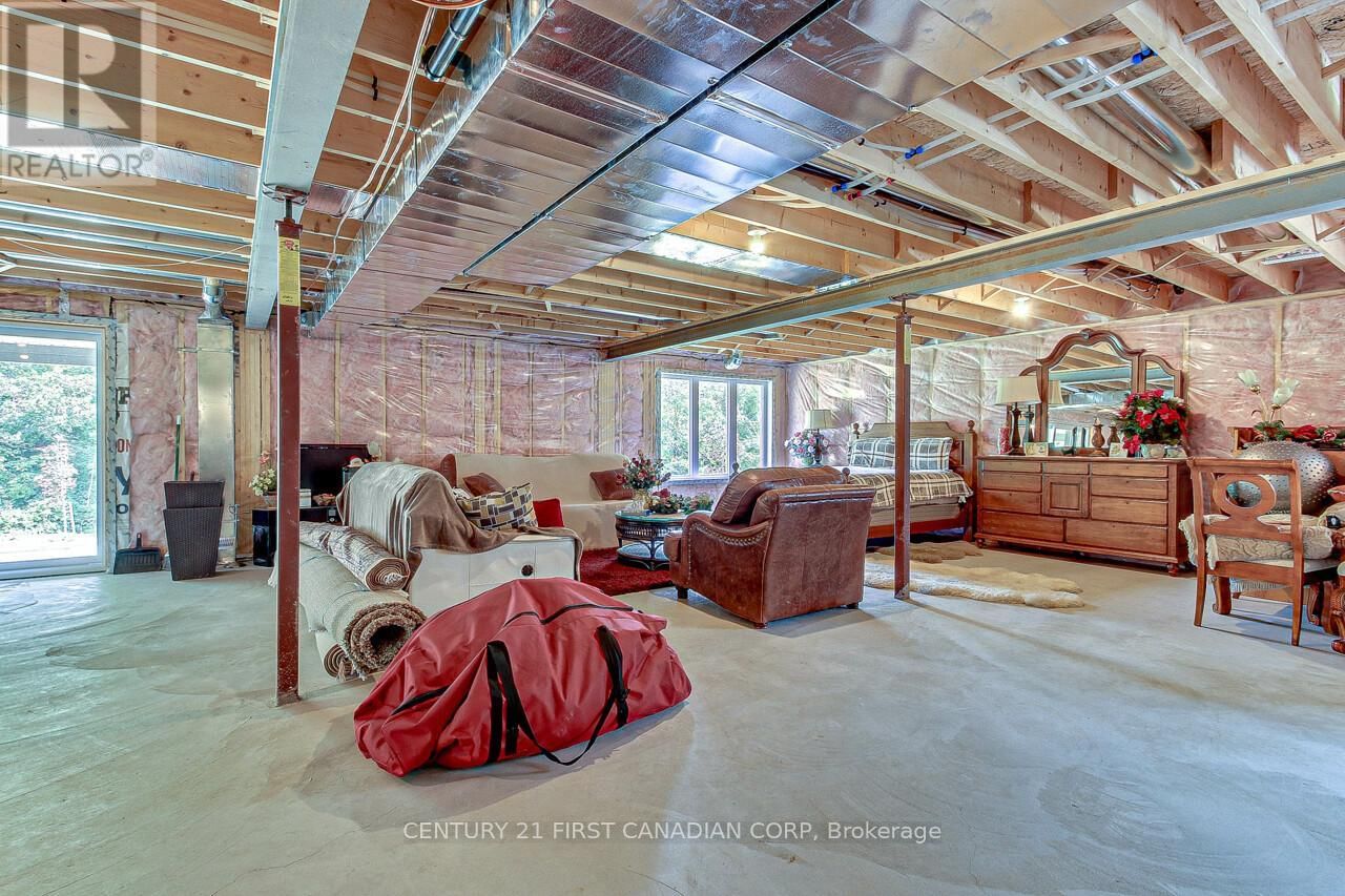 2129 LOCKWOOD CRESCENT EAST Image 31