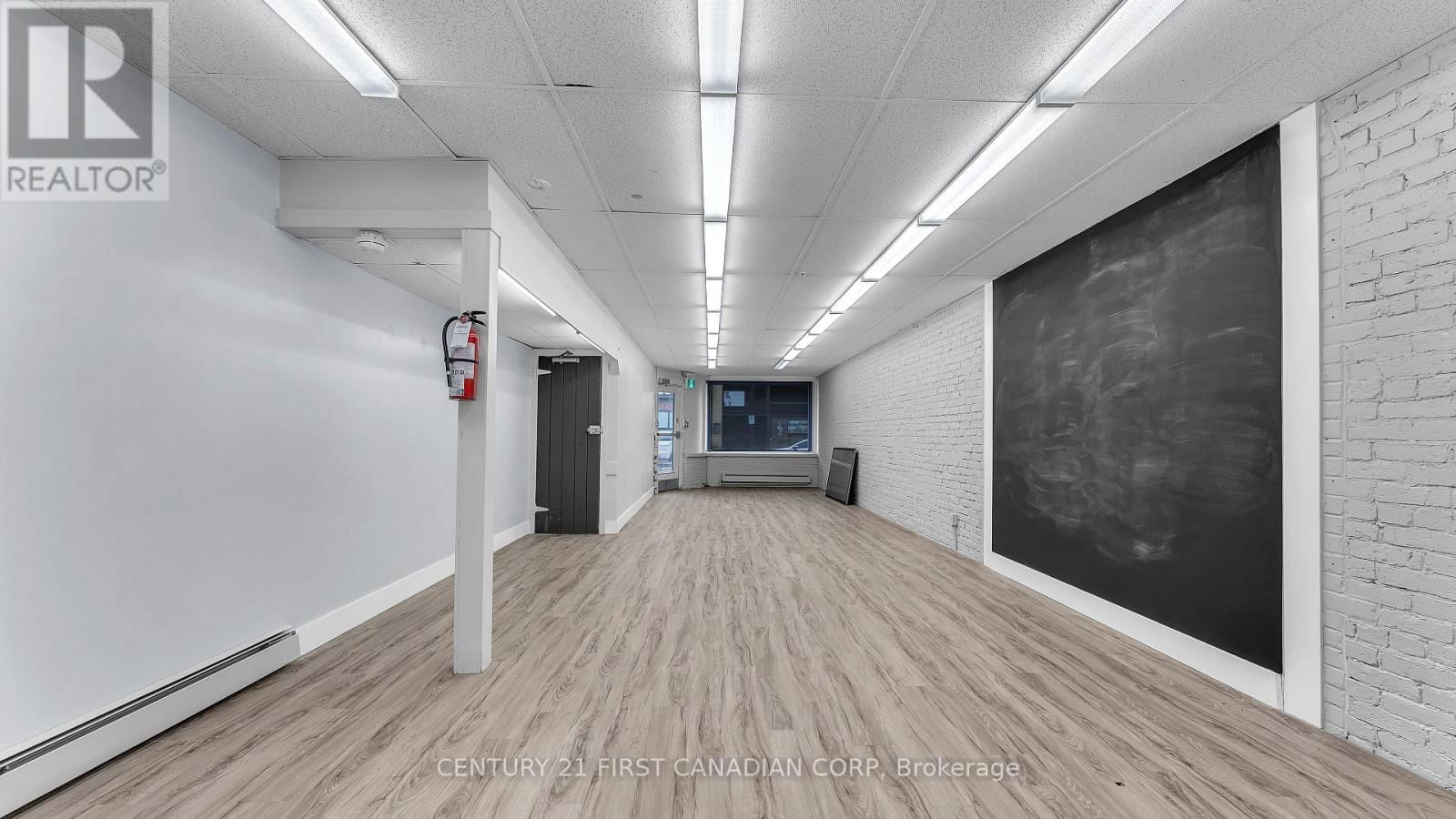 411 413 MAIN STREET SOUTH Image 3