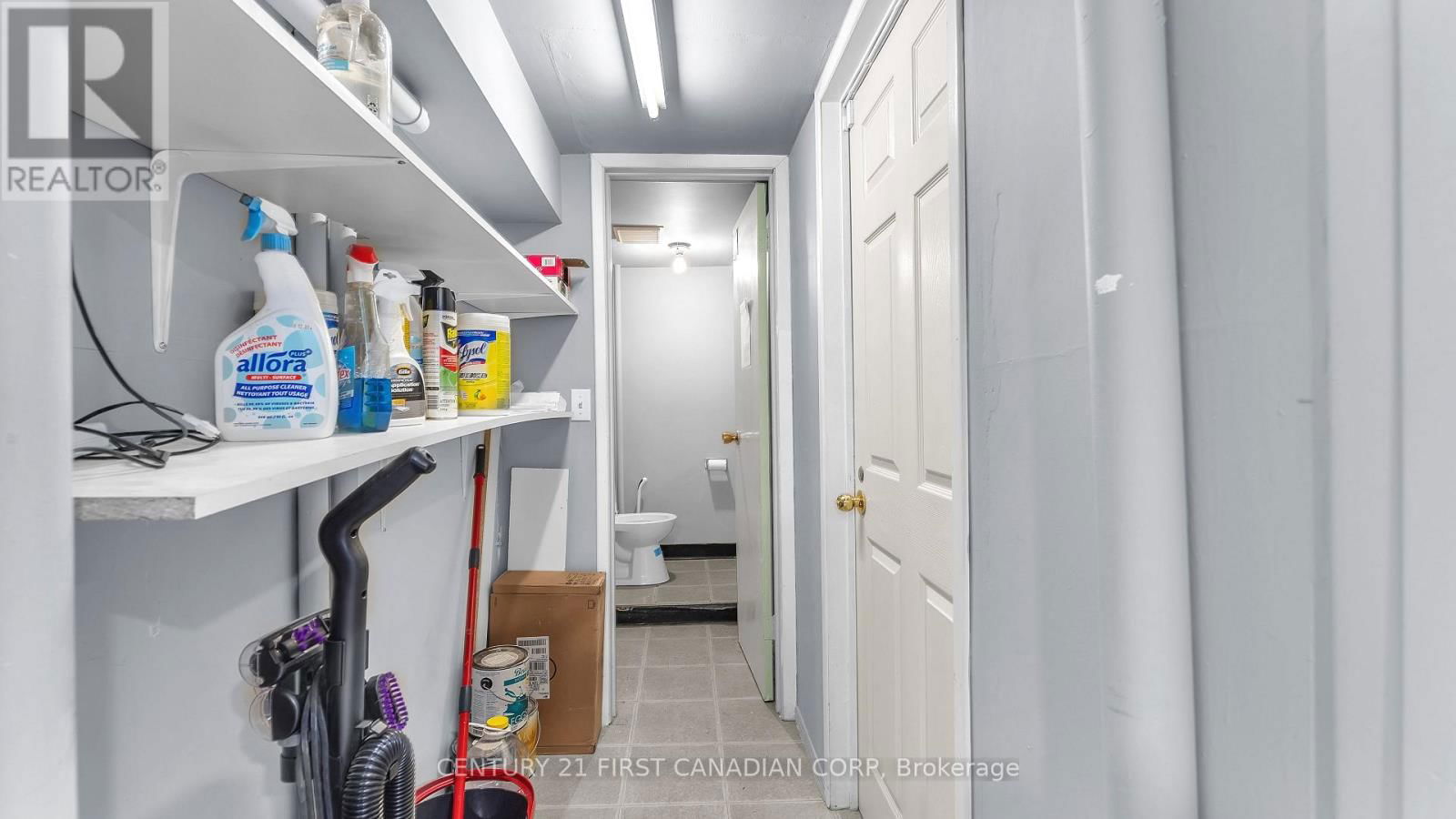 411 413 MAIN STREET SOUTH Image 6