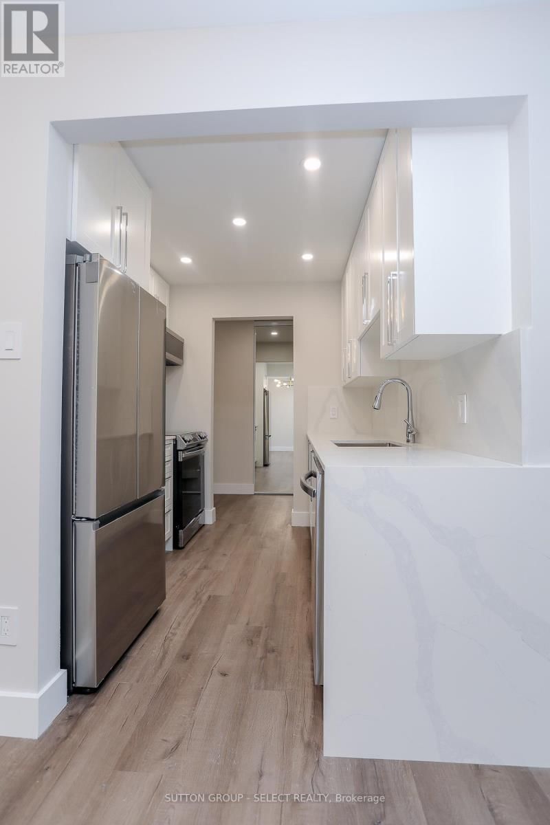 207 - 2228 TRAFALGAR STREET Image 11