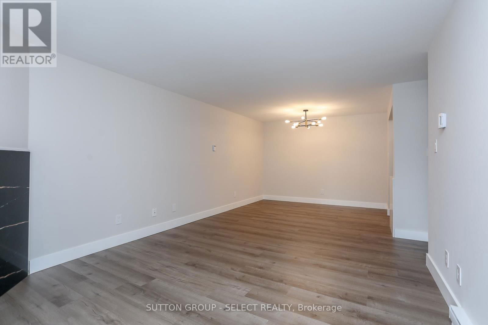 207 - 2228 TRAFALGAR STREET Image 14