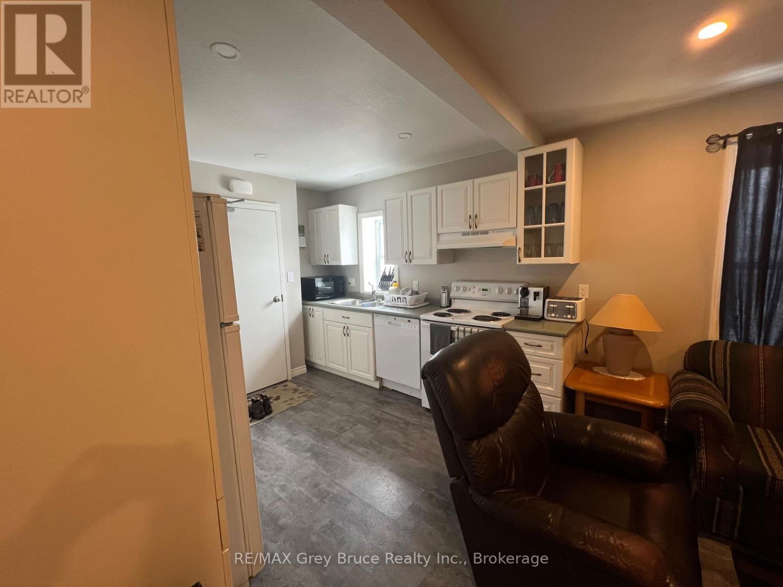 2 MARY STREET Image 15