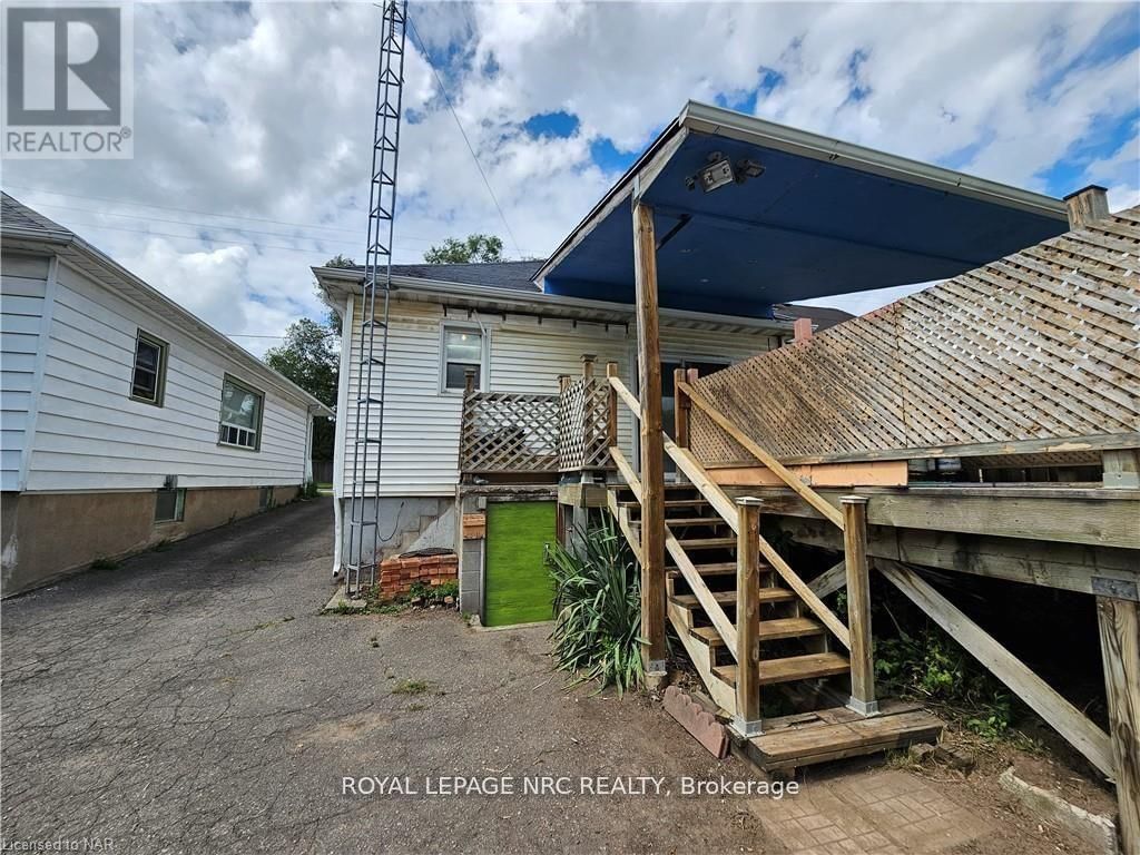 170 NIAGARA STREET WEST Image 22