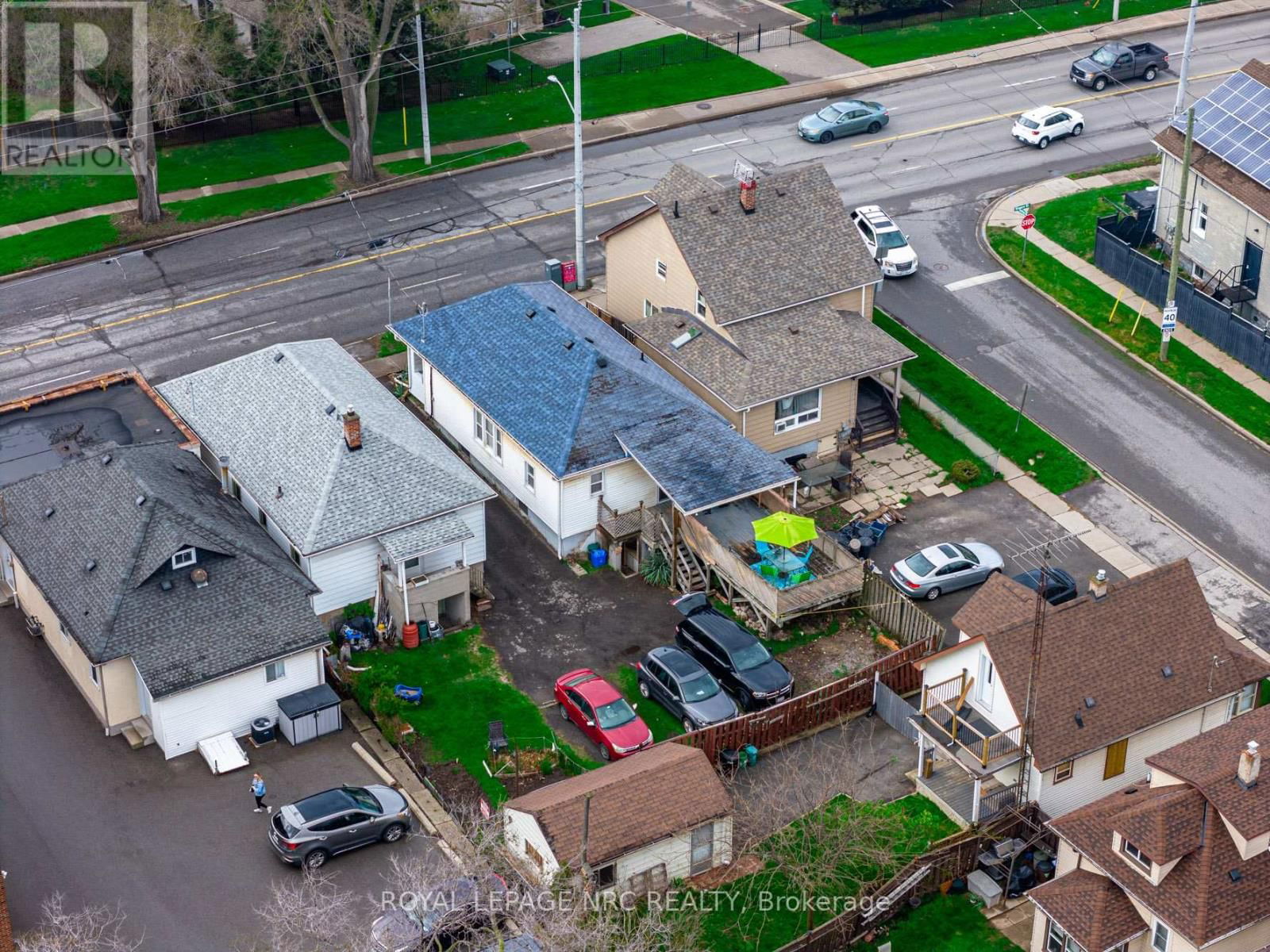 170 NIAGARA STREET WEST Image 24