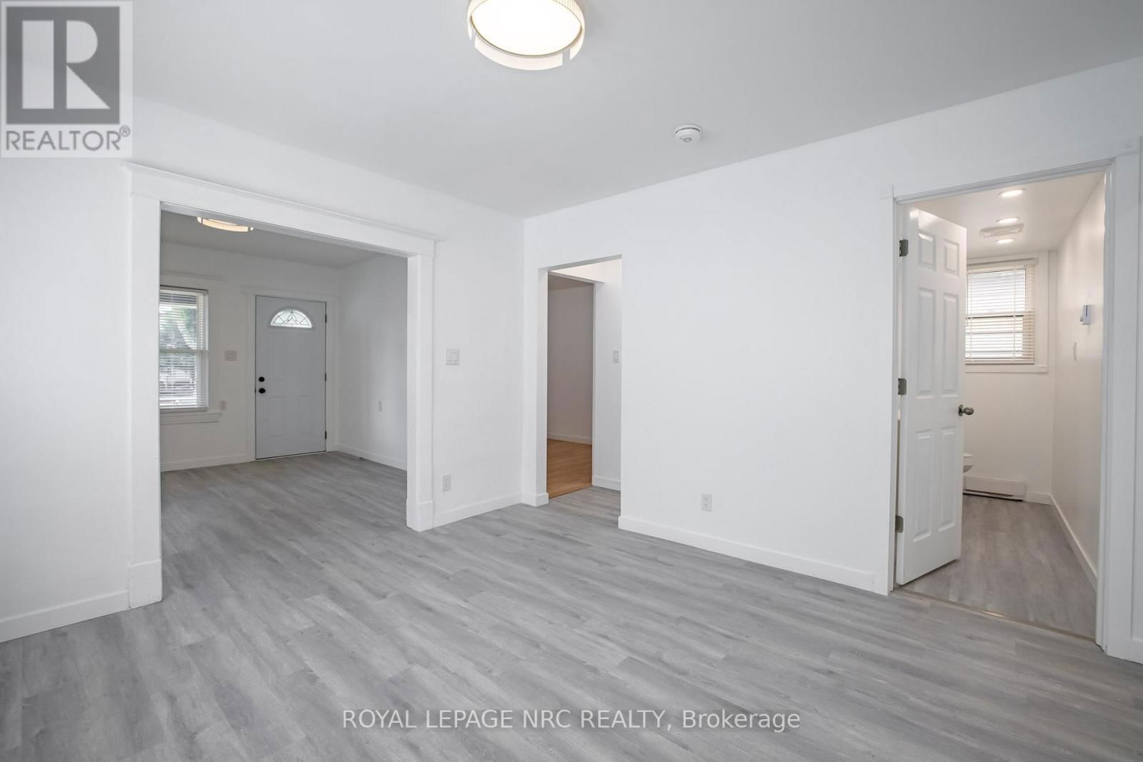 170 NIAGARA STREET WEST Image 9