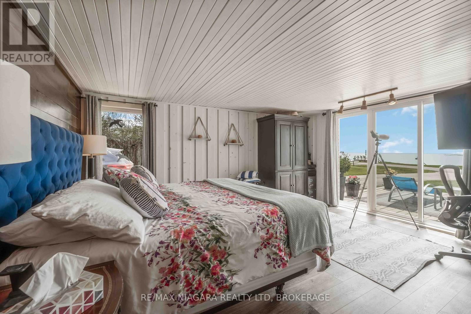 577 EDGEWATER PLACE Image 31